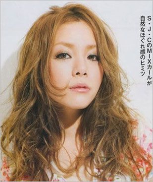 十种美丽的发型在相亲中是无与伦比的。