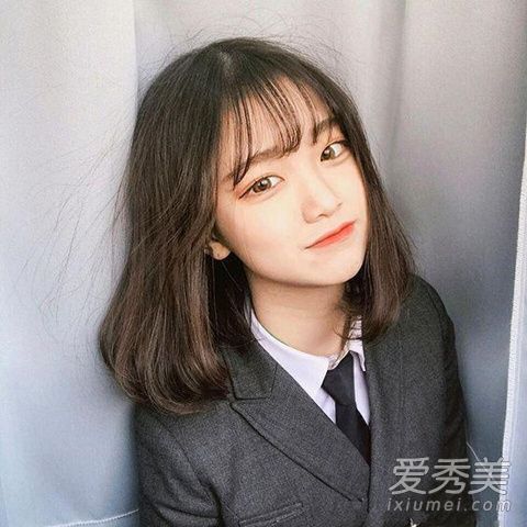 深陷的短发,无法自拔?那么你必须试试这5种发型!