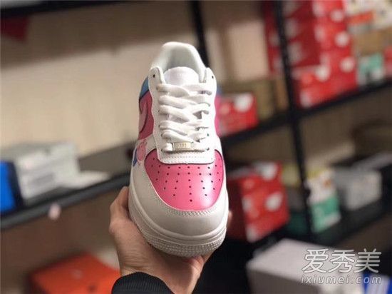 耐克小猪佩吉联合采购在哪里？耐克小猪佩吉多少钱