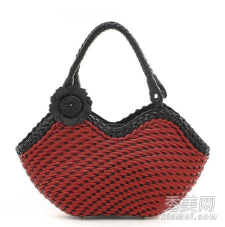 时尚百搭女包让你在七夕过得奢华