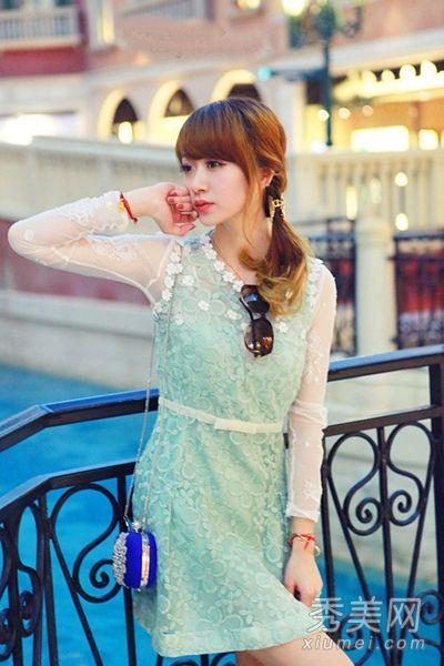 10条漂亮的裙子搭配隐藏的肉，展示高矮瘦瘦