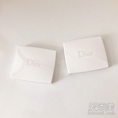 迪奥腮红02还是03,哪个颜色看起来不错?