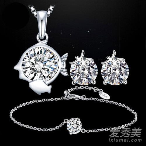 施华洛世奇2017 12星座项链价格多少?