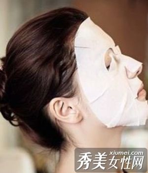 化妆美容肌肉技术创造瓷娃娃化妆的10个步骤