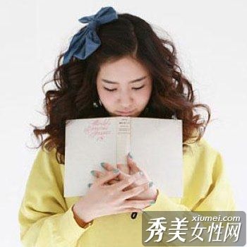 绽放魅力将在今年夏天购买10款流行发饰
