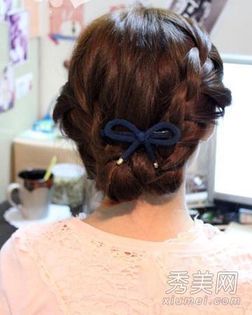 女士范发辫盘发画报瞬间杀光所有家庭主妇