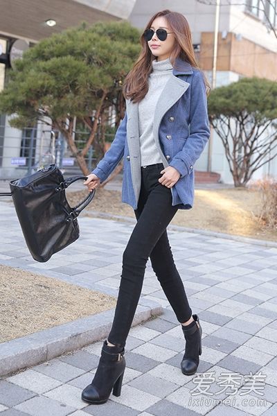 上班族外套+毛衣+紧身裤