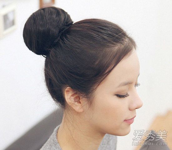这是降低年龄和变年轻的唯一方法!这位女演员喜欢改良版