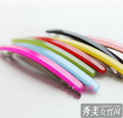 头发上的精灵时尚发饰带来惊喜。