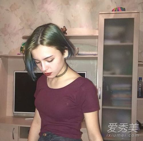 一万年的黑色和棕色?几个人头发颜色开眼睛!