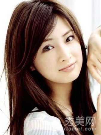 展示15位日本著名女演员的瘦脸和发型