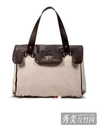 扎拉的新款春季手袋引领潮流