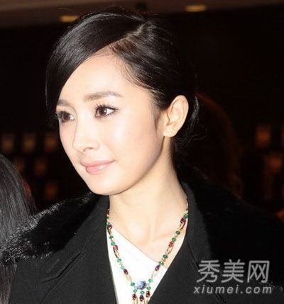 早春名人最流行的发型