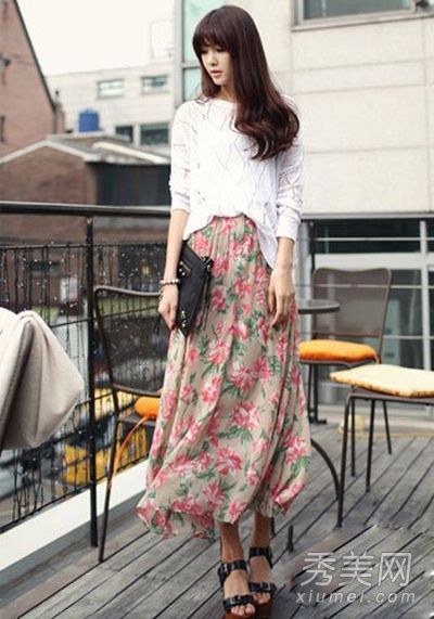 2012年夏天最漂亮的裙子穿上你的白色和苗条的美