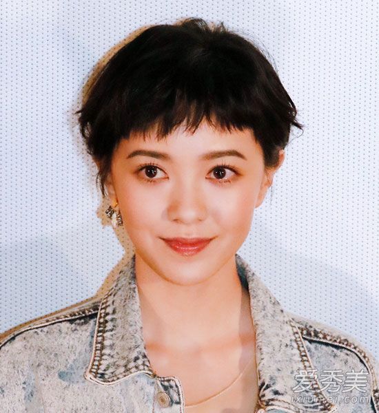短发配什么刘海?郭采洁的刘海不足以让你看到