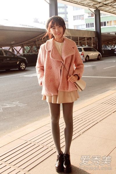 如何搭配羊毛外套和裤裙?随便选择。