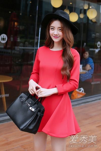 今年的幸运始于一件红色的大冬装