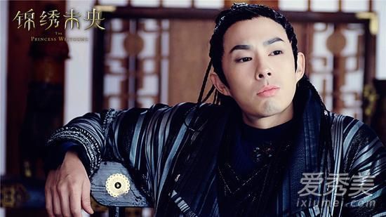 可能看过假的古装剧!从最底层那些最有损古装色彩价值的造型