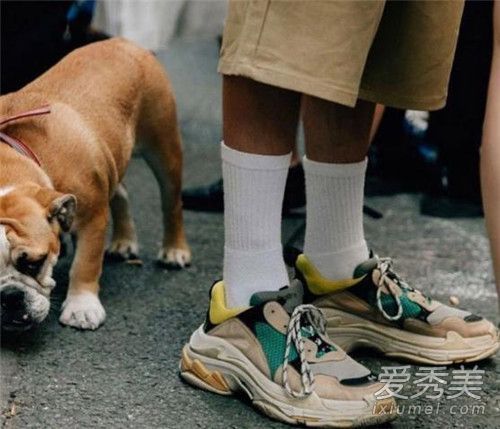 巴黎世家爸爸的鞋子是什么?为什么巴黎世家爸爸的鞋子这么热?