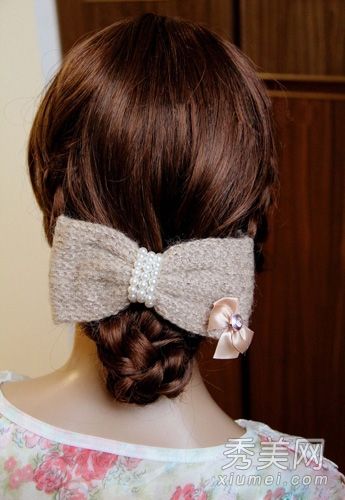 美丽的多股辫子发型图展现潮流气质