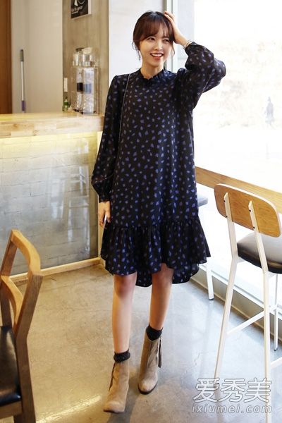 冬装必须与女士路线相配。