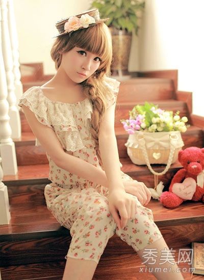 夏季为矮个子女孩准备的九套连衣裤。