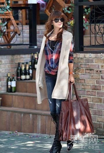 十件马甲建议早上和晚上出门,增加一件来抵消温差。