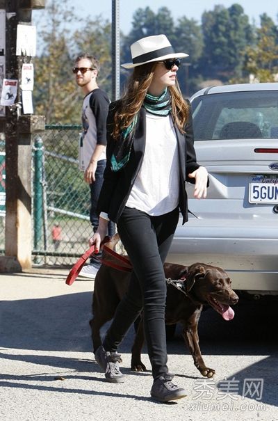 看,欧美的明星帽,不怕冷天。