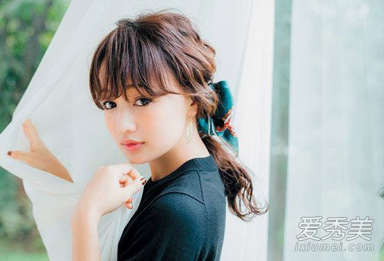 如何打马尾辫4发领结教程春天是完美的