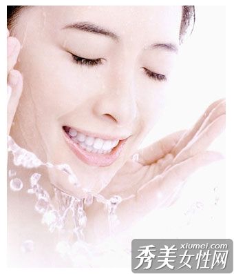 日本流行的清洁方法:皮肤柔软,光滑,不紧绷