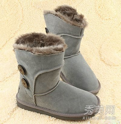 冬天你最想丢掉的10双雪鞋是多才多艺且时尚的。