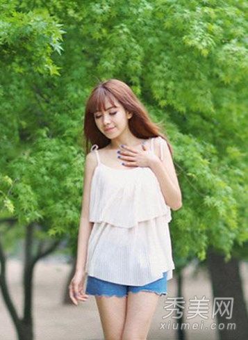 短裤,适合今年夏天流行的短发女孩搭配