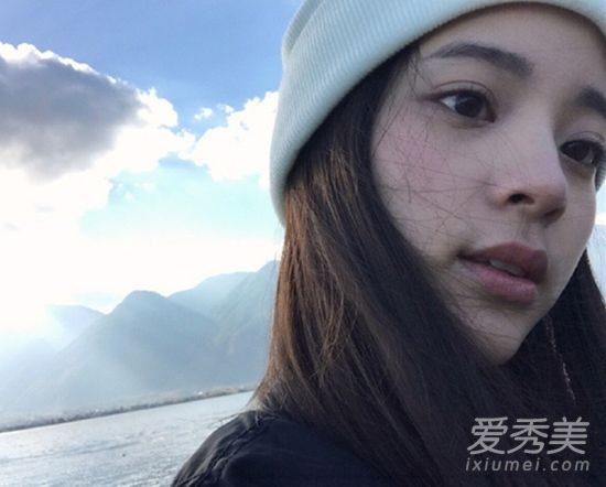 00以后,小华丹·欧阳娜娜喜欢黑头发和长头发!