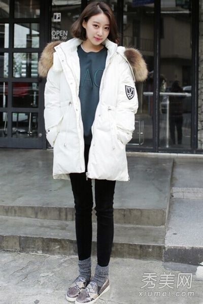 羽绒服搭配告别臃肿选择合适的款式就可以了