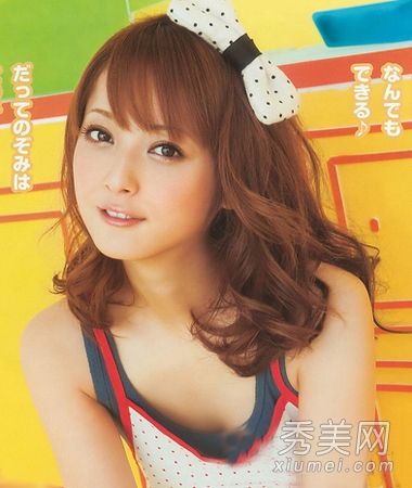 头发卷女孩烫发设计丰富卷发塑料完美头型
