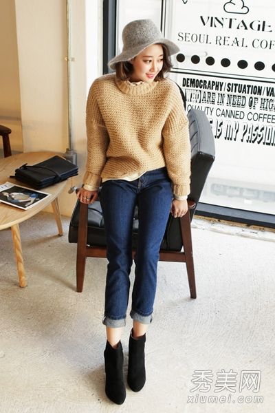 毛衣加紧身衣冬季最舒适的服装
