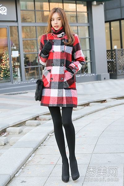 明亮的外套，引人注目的外观，告别沉闷