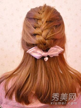 公主是年会的必经之路。