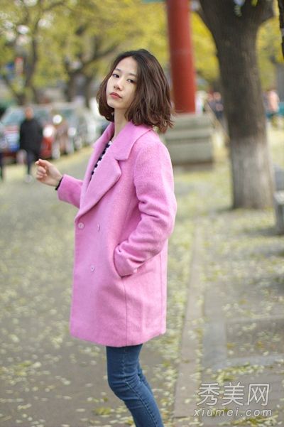 韩国版的外套是最引人注目的马卡龙颜色系统。