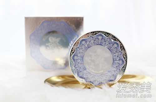 2018年版的佳娜宝天使蜂蜜粉和对应的版本有什么不同?