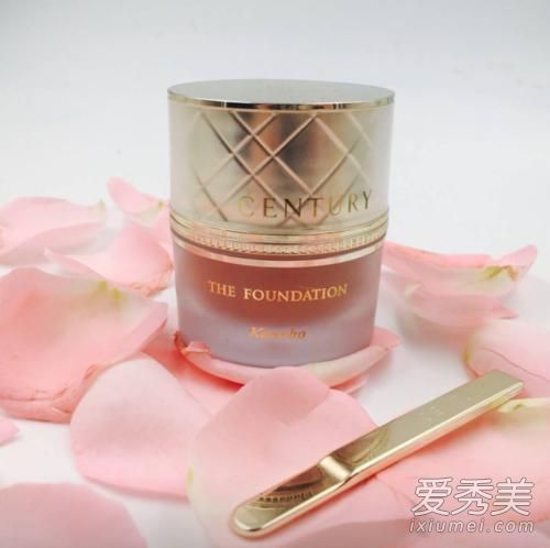 如何选择石榴石粉霜的颜色?