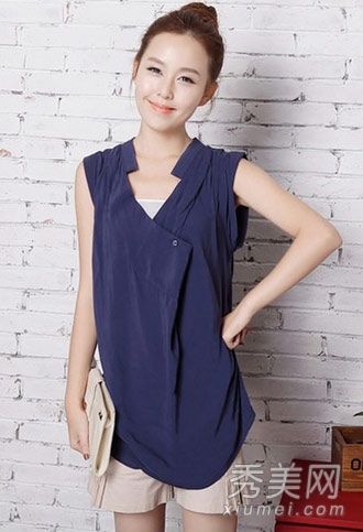 今年最流行的夏装是时尚、简单和时尚的。