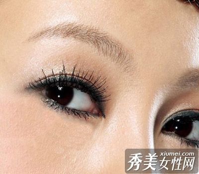 现场演示为派对打造最迷人的眼妆