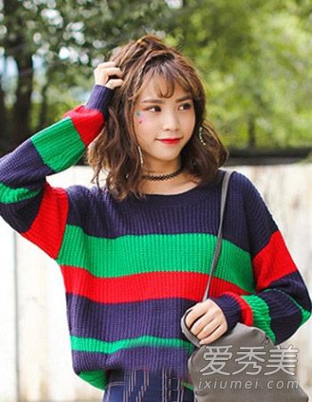 90后女孩时尚发型推荐纯可爱的学术风格