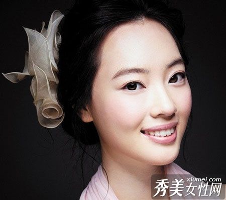 4种不同场合的妆容,成为冬天最美丽的公主