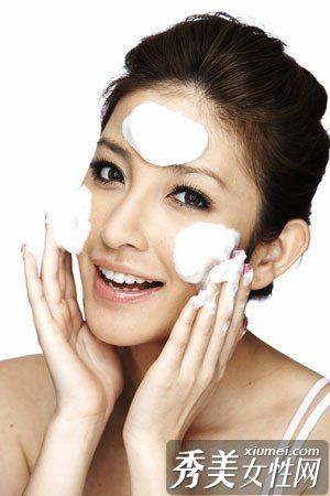 秋冬日夜保养法,令肌肤完美。