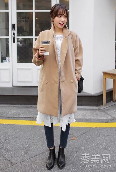 羊毛外套+连衣裙保暖优雅