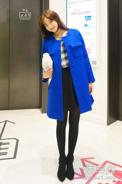 羊毛大衣在冬天最红，颜色也更鲜艳。