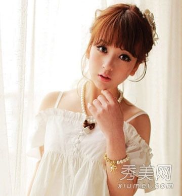 2013年最新的女孩长发设计风格优雅。