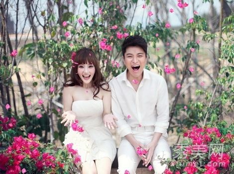 李小璐最新结婚照曝光长发新娘的幸福